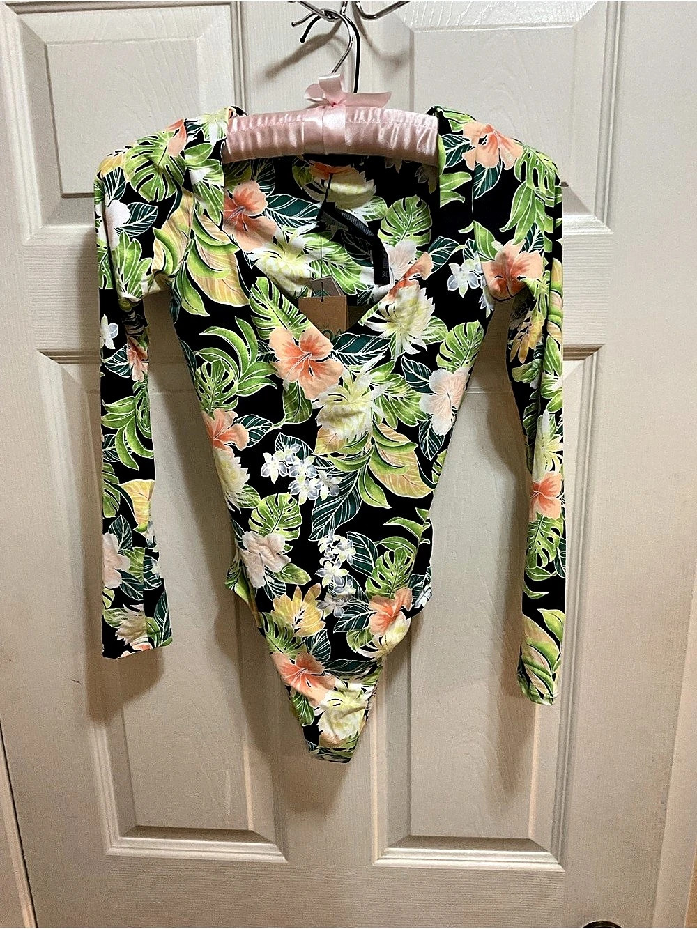 Volcom Volcom Eco-True Shade-y Beach Bodysuit Floral Long Sleeve XS NWT
